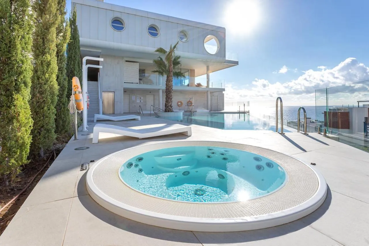 Ensuite Deluxe Jacuzzi & Parking Privado Фуэнхирола 0*,