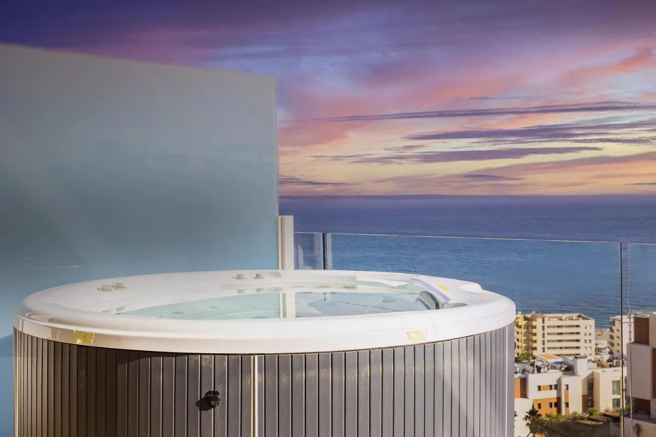 Ensuite Deluxe Jacuzzi & Parking Privado Fuengirola Espanha