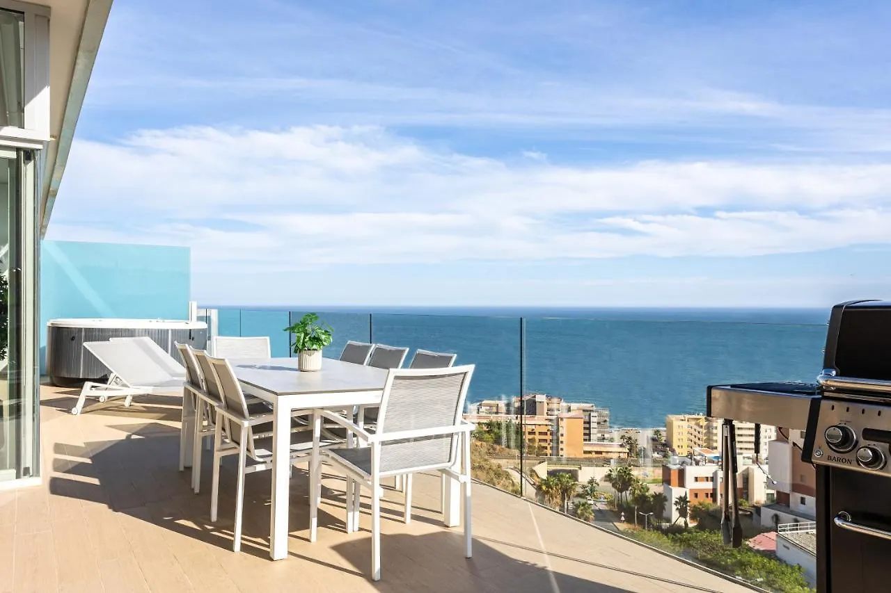 Ensuite Deluxe Jacuzzi & Parking Privado Fuengirola Espanha